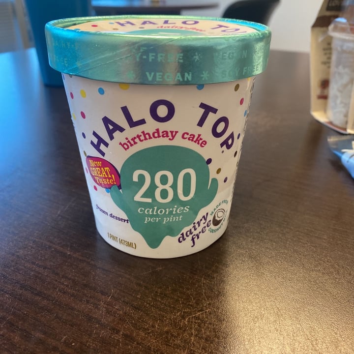 review photo of Halo Top Creamery Birthday Cake Dairy-free shared by @lexie1984 on 11 Jan 2021 - review