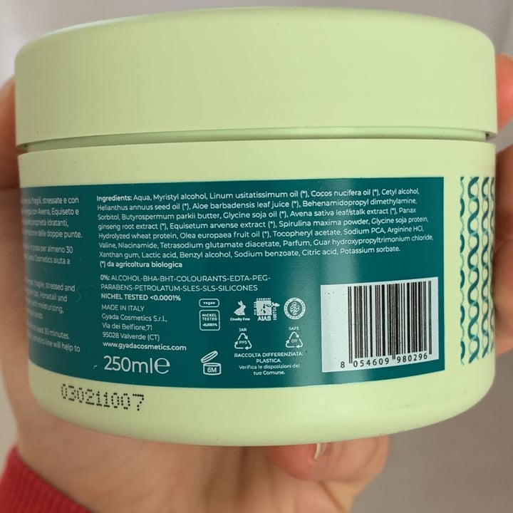 photo of Gyada Cosmetics Impacco Rinforzante Alla Spirulina shared by @elisamataloni on  24 Jan 2022 - review