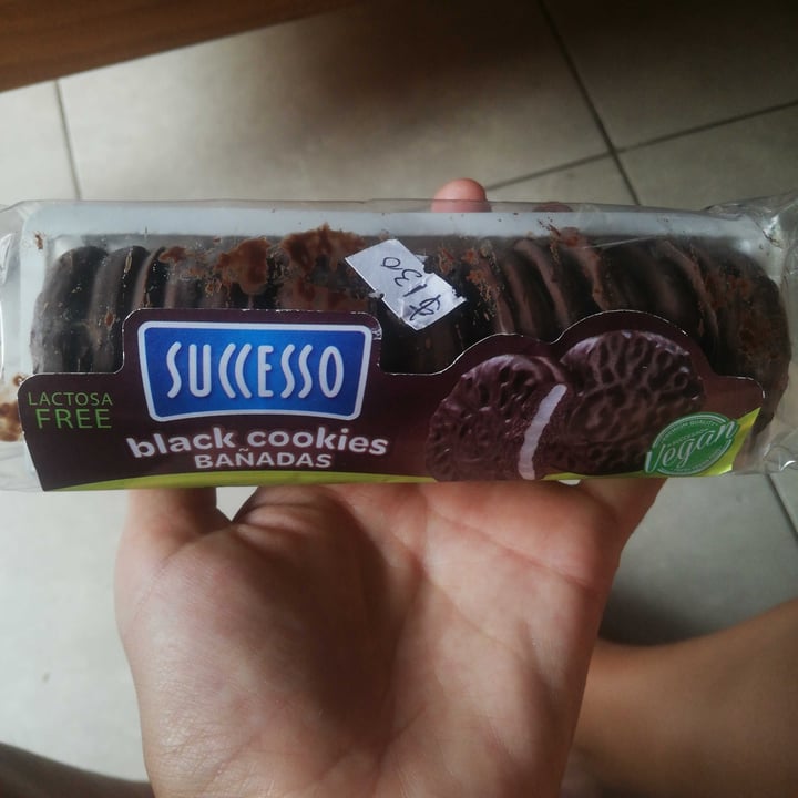 photo of Successo Galletitas de Chocolate Rellenas De Limón, Bañadas En Chocolate shared by @dianareed on  21 Feb 2021 - review