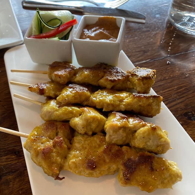菜肴“Chicken satay”的照片