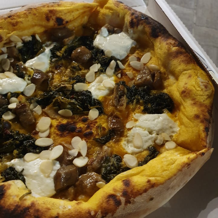 photo of Premiata Forneria Pizza Vegana shared by @erdivonblumentopf on  30 Aug 2021 - review