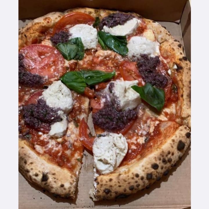 photo of Green Kitchen - Delivery e Takeaway (Retirada) Pizza Margherita shared by @patmarques on  18 Jul 2021 - review