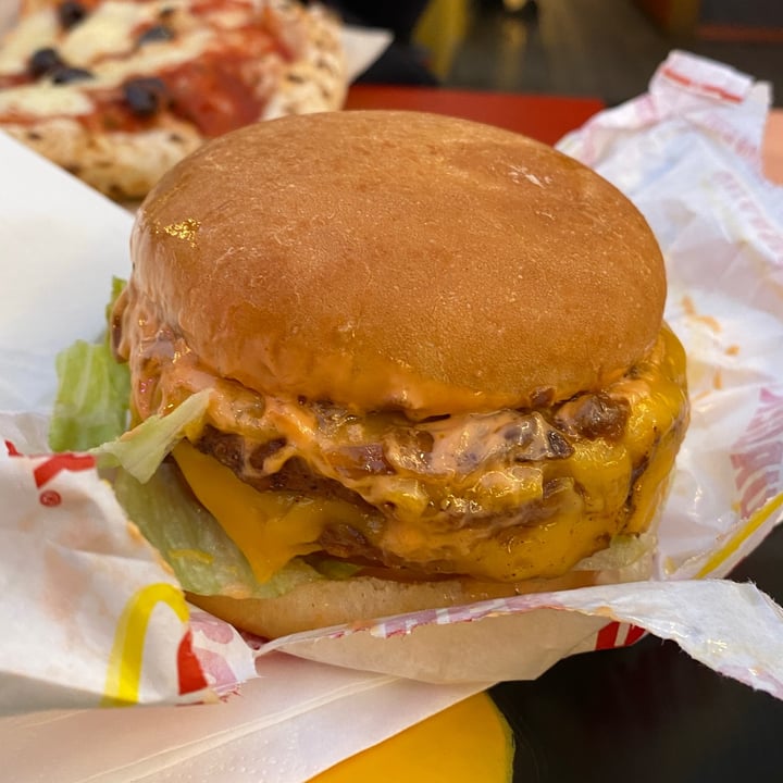 photo of Halo Burger The Halo Burger shared by @veganmiranda on  08 Jun 2021 - review