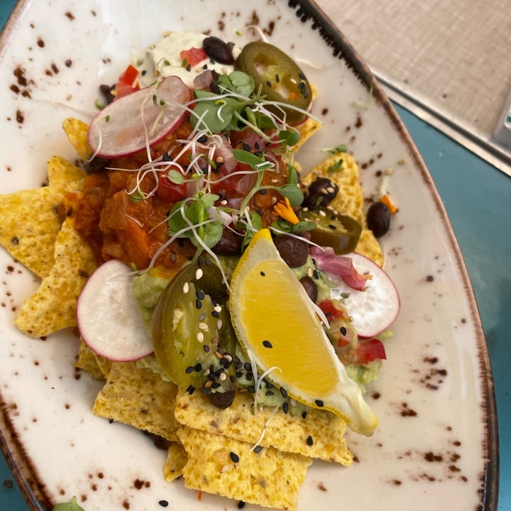 review photo of Restaurant Greta Teriyaki de coliflor shared by @lupiarana on 30 Jul 2022 - review