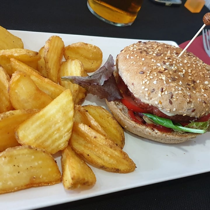photo of LA VEGAVANA Hamburguesa Beyond Meat shared by @teysis on  27 Sep 2020 - review