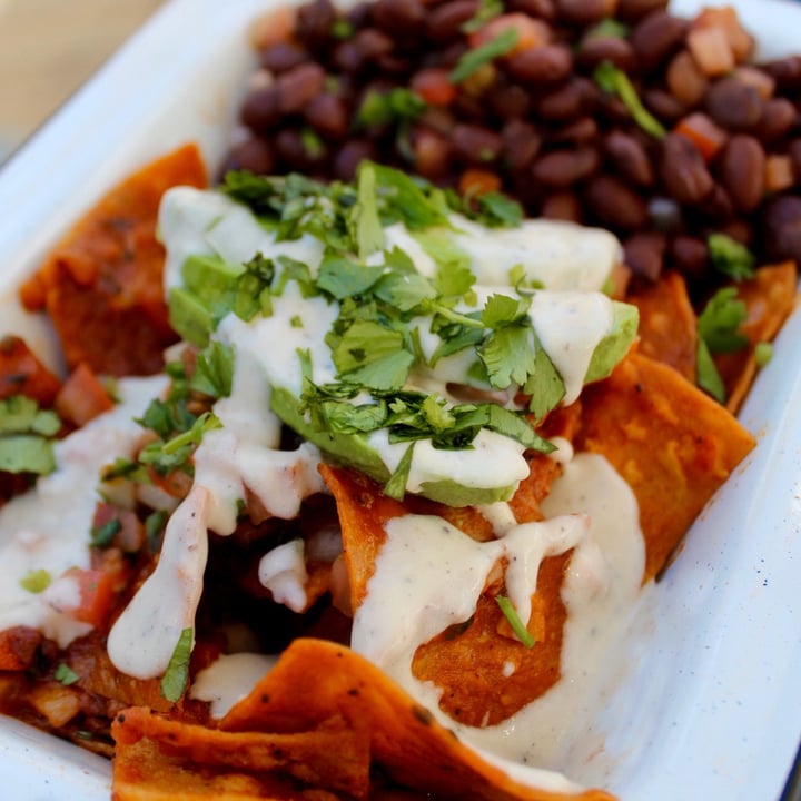 photo of Veggie Smalls Chilaquiles shared by @dantetercero on  15 May 2020 - review