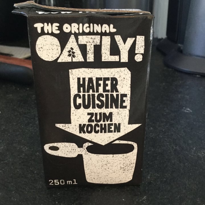 photo of Oatly Creamy Oat shared by @sunnysilvie on  02 May 2020 - review