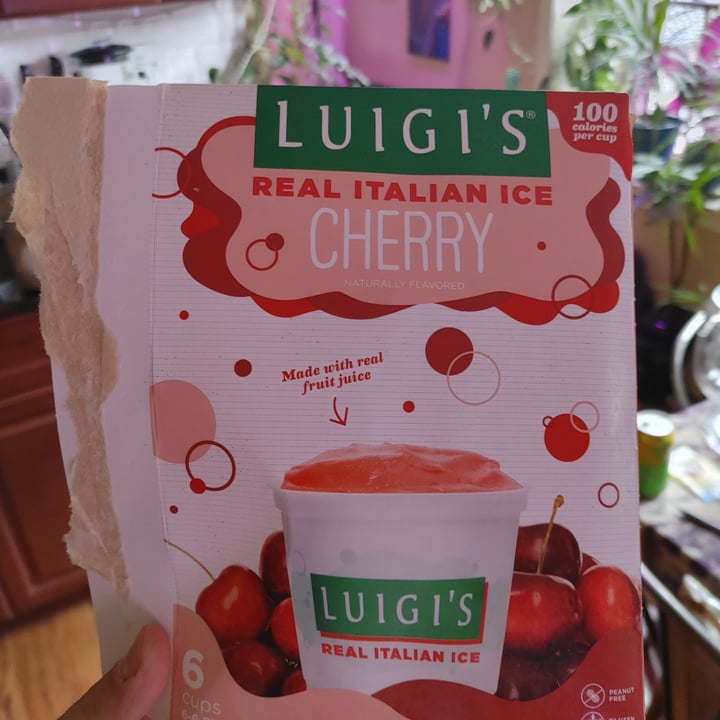 photo of Luigi’s Real Italian Ice Cherry shared by @matthooper on  02 Jul 2021 - review