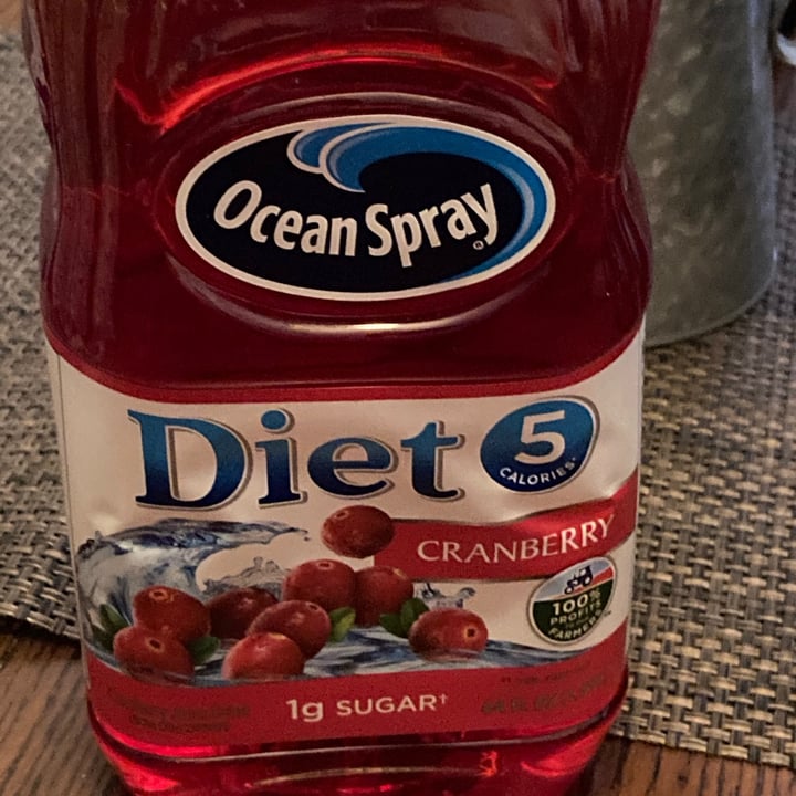 photo of Ocean Spray Ocean Speay Diet Cranberry shared by @maddymo7 on  16 May 2021 - review