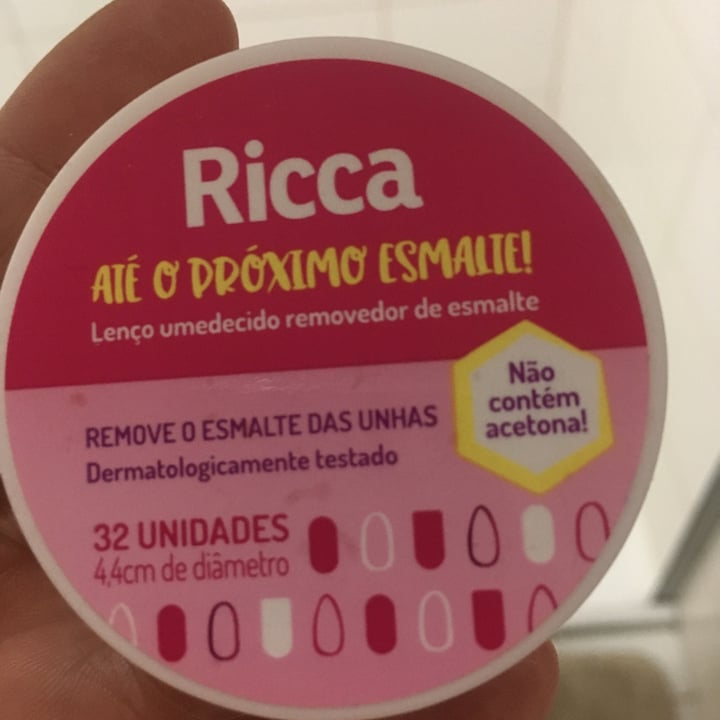 photo of Ricca Lenços Umedecidos Removedores De Esmalte shared by @luciene on  04 May 2022 - review
