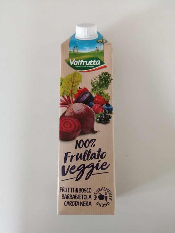 photo of Valfrutta 100% Frullato Veggie Frutti di Bosco Barbabietola Carota Nera shared by @anthe on  04 Mar 2020 - review