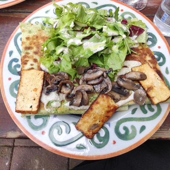 review photo of VegANGELov Piadina magic mushrooms shared by @merlerouge on 18 Oct 2022 - review