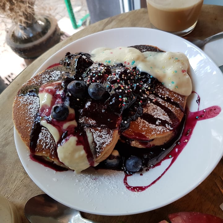 photo of geh Veg Blueberry Pancakes shared by @anna7777 on  21 Sep 2020 - review