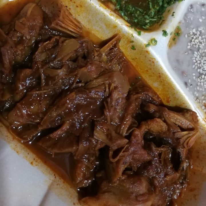 review photo of Opuntia Restaurante Vegano Birria de yaca shared by @karencita89 on 05 Oct 2020 - review
