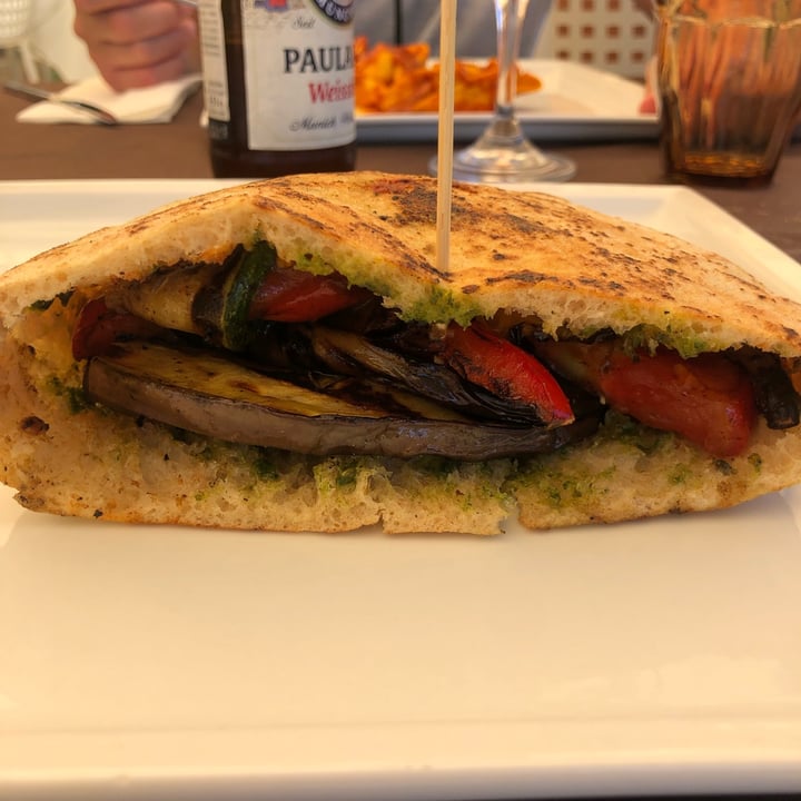 photo of San Rocco Beach Resort Pizzeria Restaurant Bar panino verdure shared by @alicelaneva on  26 Jun 2022 - review