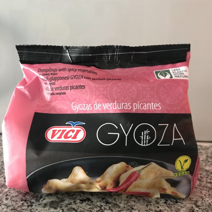 photo of Vici Gyozas de verduras picantes shared by @alex18 on  25 Jun 2021 - review