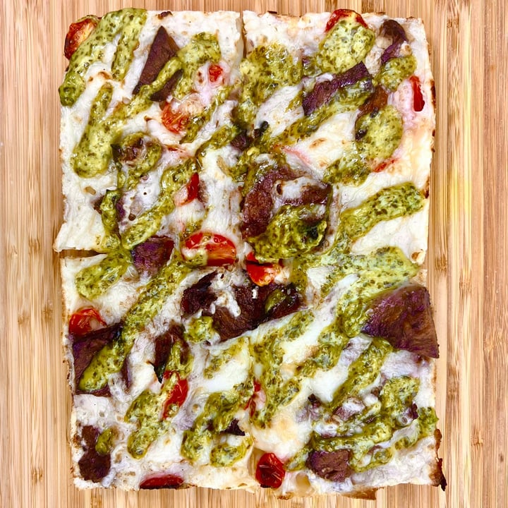 photo of Boxcar Pizza Steak and Cilantro Lime Aioli Pizza shared by @pdxveg on  15 Oct 2021 - review