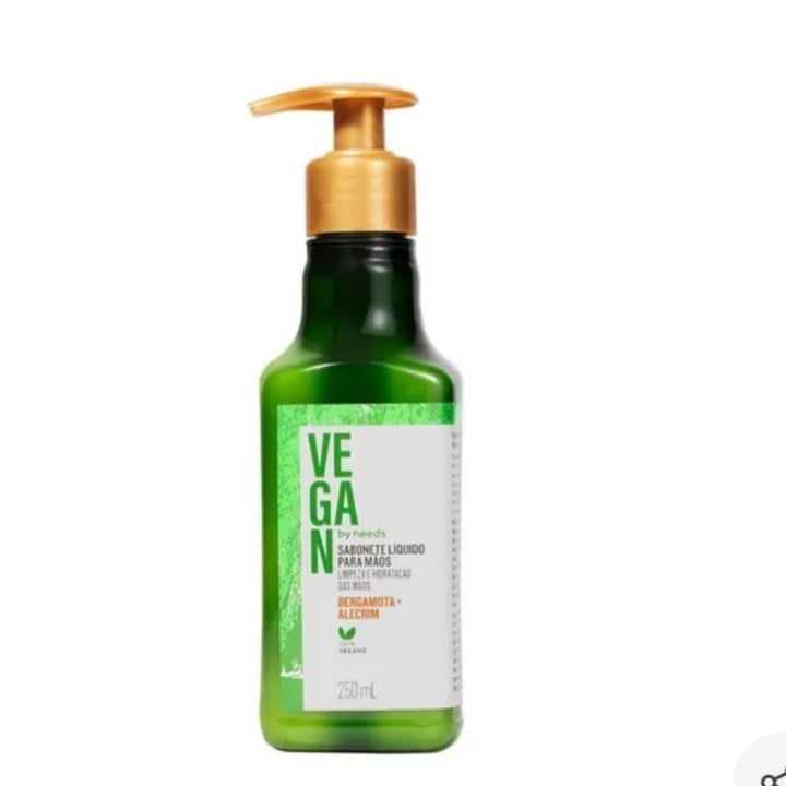 review photo of Vegan by Needs sabonete líquido bergamota e alecrim shared by @gilvony on 08 May 2022 - review