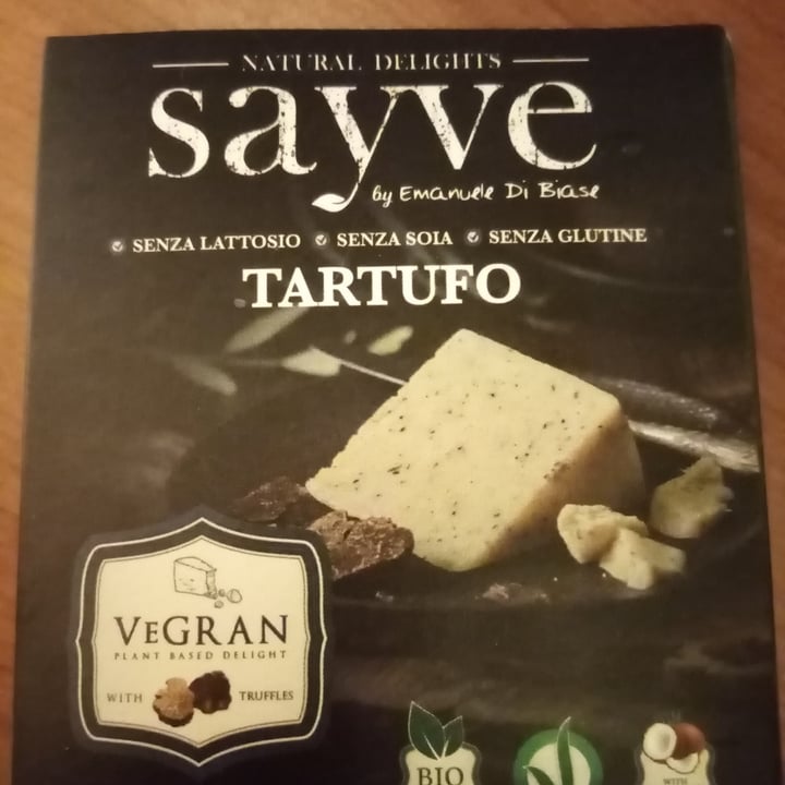 photo of Sayve Truffle cheese shared by @valeagnesone on  25 Jan 2022 - review