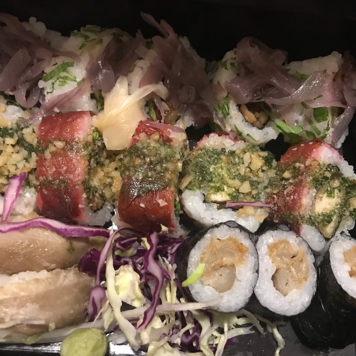 photo of Jiro Sushi - Sucursal Urquiza Combinado Sushi Vegan shared by @ladybiird on  27 Sep 2021 - review