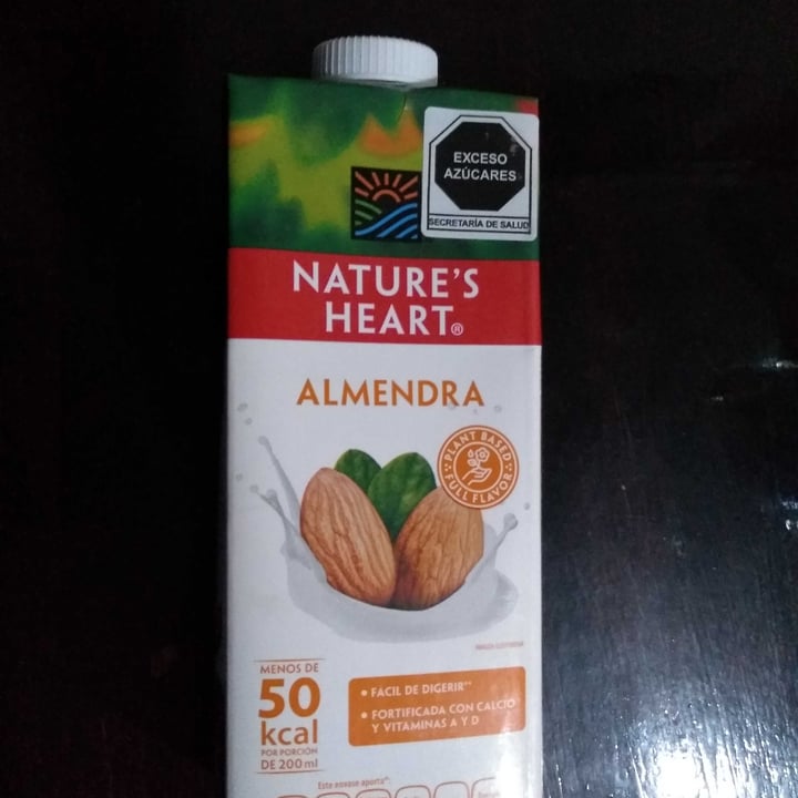 photo of Nature's Heart Bebida de almendra shared by @banana7o7 on  24 Feb 2021 - review