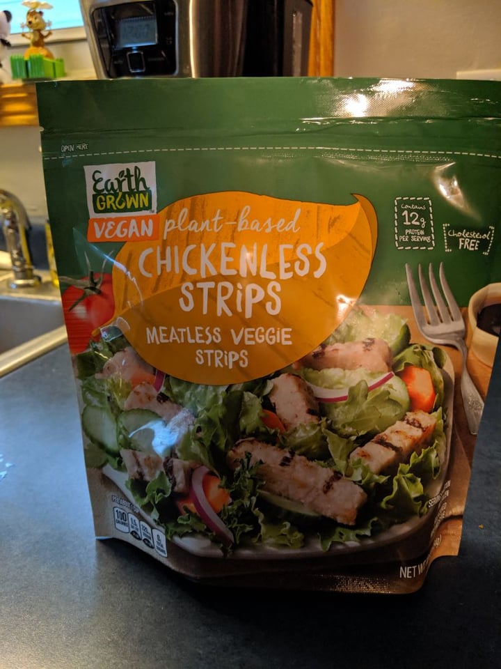 photo of Earth Grown Chickenless Strips shared by @motorcitypanda on  01 Aug 2019 - review