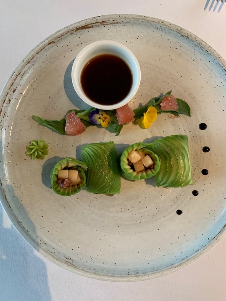 photo of King's Joy Avacado rolls shared by @kcoombes on  02 Nov 2019 - review