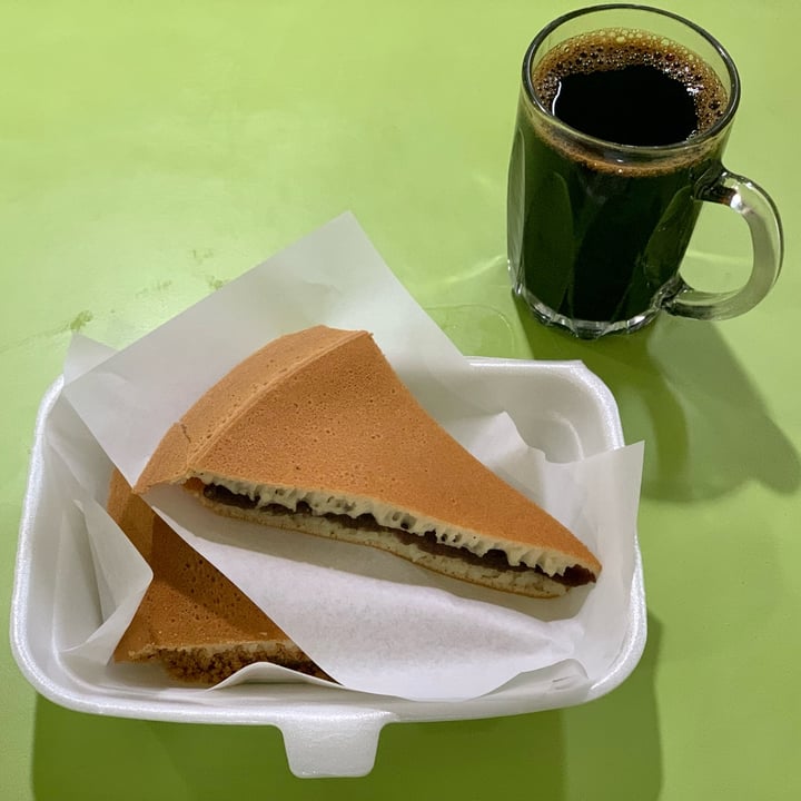 photo of My Pancake 面煎粿 Red Bean & Peanut Pancakes (man jian kueh) shared by @restededge on  29 Oct 2021 - review