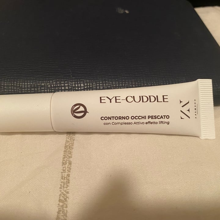 photo of Cosmyfy Eye-cuddle shared by @stsiesa on  14 Mar 2022 - review