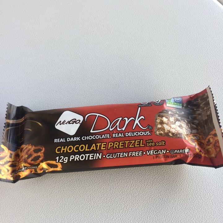 photo of NuGo NuGo Dark Chocolate Pretzel shared by @haleymae on  21 Jan 2020 - review