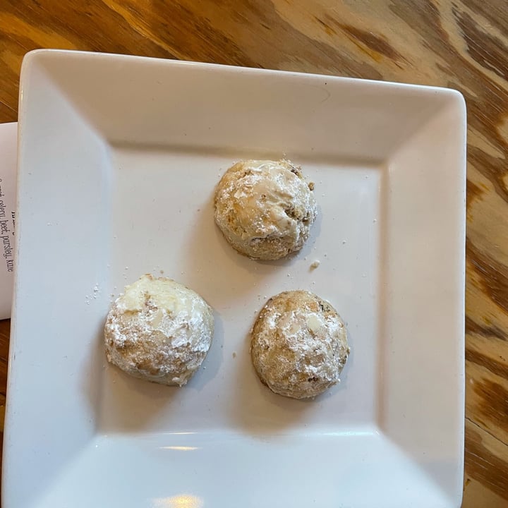 photo of Right Path Organic Cafe almond cookies shared by @veganfoodcrazy on  20 May 2022 - review