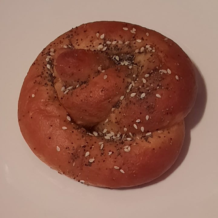 photo of Coven plant based marketplace Soft Pretzel shared by @lyy on  21 Nov 2020 - review