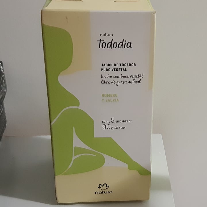 review photo of Natura Natura Todo Dia Sabonete Em Barra Puro Vegetal Flor de Lis shared by @crfarias on 11 May 2022 - review
