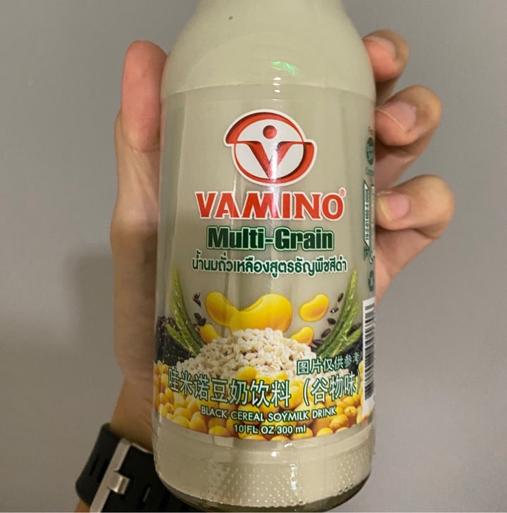 photo of Vamino Black cereal Soymilk shared by @bkuniform on  27 Jun 2020 - review