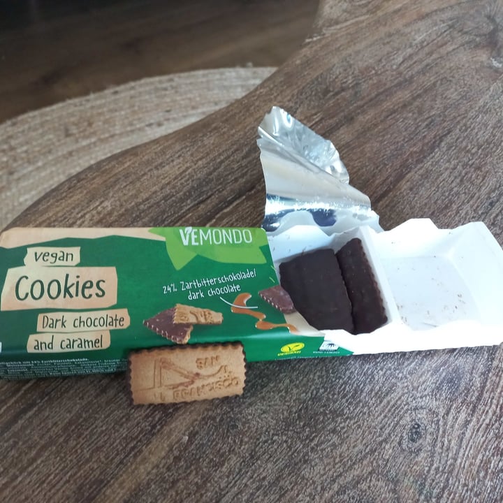 photo of Vemondo Vegan Cookies Dark Chocolate and Caramel shared by @lindag on  27 Jan 2022 - review