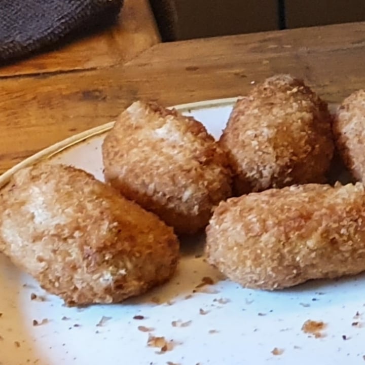 photo of The Vegan Corner Croquetas shared by @martini on  23 Jun 2022 - review