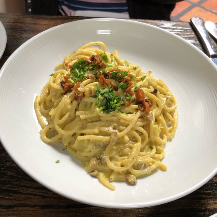 photo of Pura Vita Pasta Carbonara shared by @evolotus on  07 Apr 2019 - review