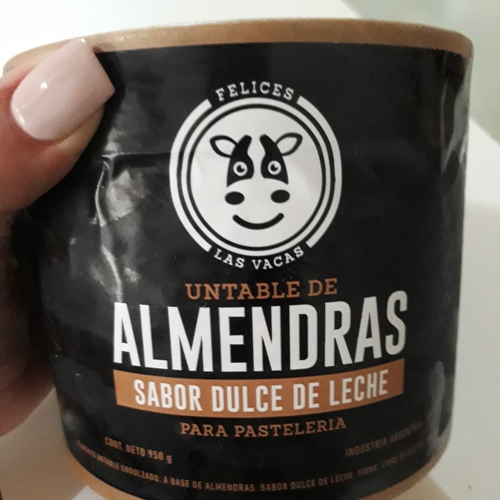 photo of Felices Las Vacas Untable de Almendras Sabor Dulce de Leche Repostero shared by @mariavporlosanimales on  27 Sep 2020 - review