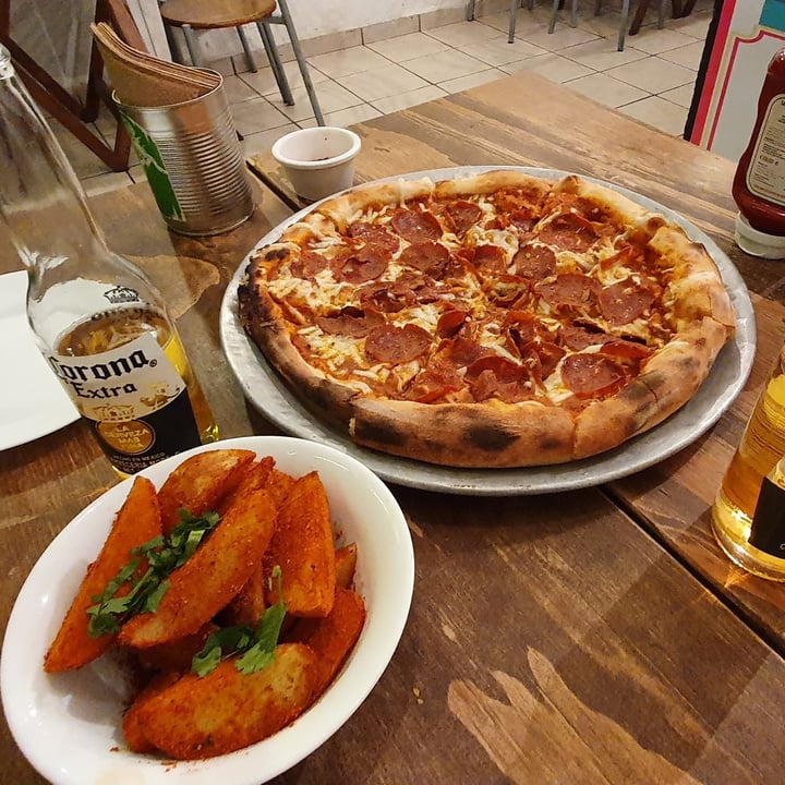 photo of Salvaxe Pizza Pepperoni shared by @ferom on  04 Jan 2021 - review