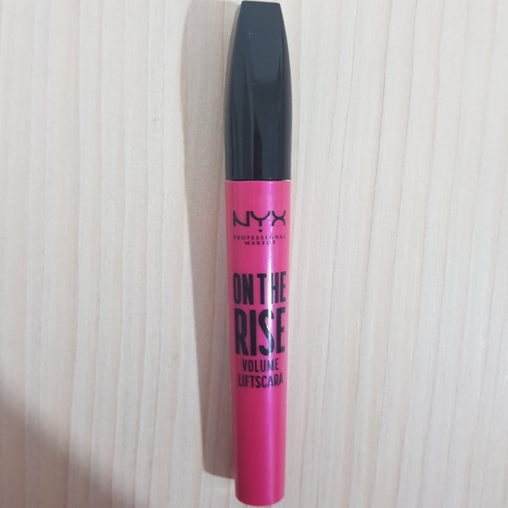 photo of NYX Cosmetics On the rise volume mascara shared by @ieio on  12 Jun 2022 - review