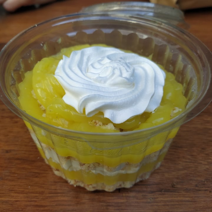 photo of SHIPIBO Bistro Amazonico Lemon Pie shared by @kaaar on  07 Jun 2022 - review