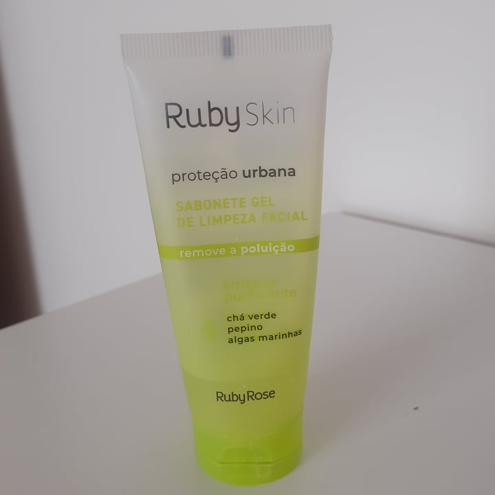 review photo of RubyRose Sabonete Gel de Limpeza Facial shared by @akarolin on 06 Dec 2021 - review