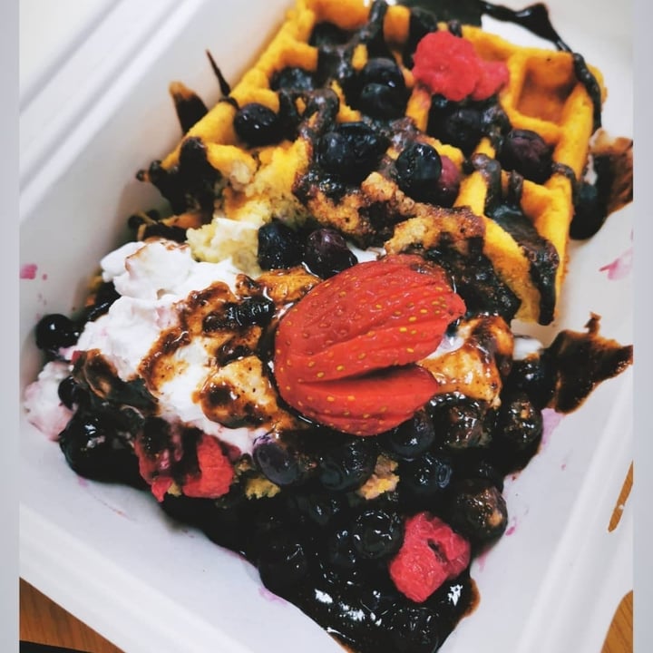 photo of Lexi's Healthy Eatery Vegan Protein Waffles shared by @michellebarendse on  26 Jun 2021 - review