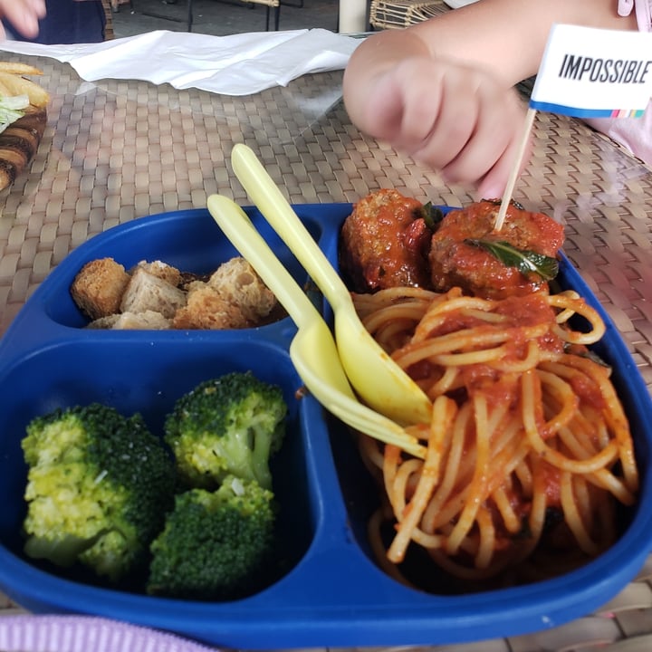photo of Privé Keppel Bay Impossible™ Meatball Spaghetti shared by @ninialtuve on  10 Apr 2021 - review