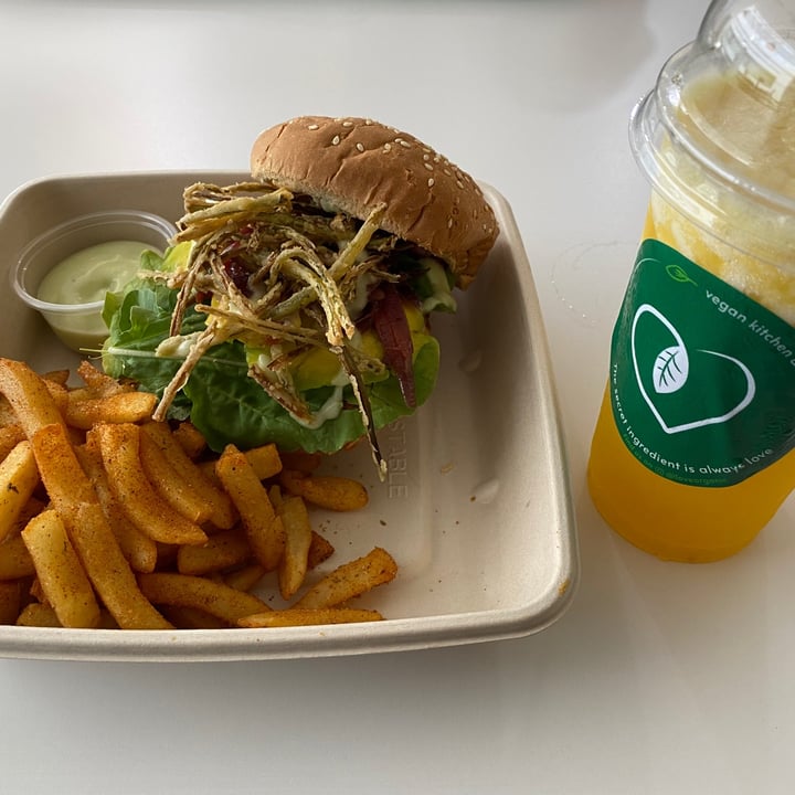 review photo of Love Organic Vegan Café El Gran Vegano shared by @camj-09 on 14 May 2021 - review