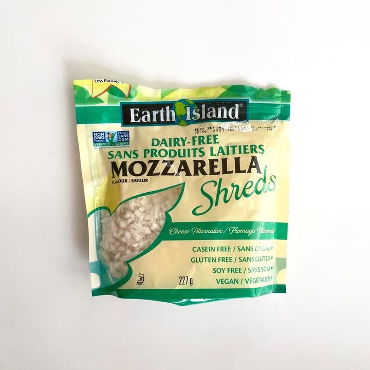 photo of Earth Island Dairy-Free Mozzarella Shreds shared by @gabba on  03 Aug 2021 - review