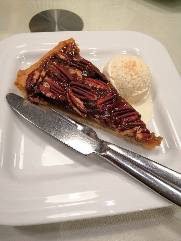 photo of Organi Chiado Pecan Nut Pie shared by @kaitokiuchi on  02 Jul 2019 - review