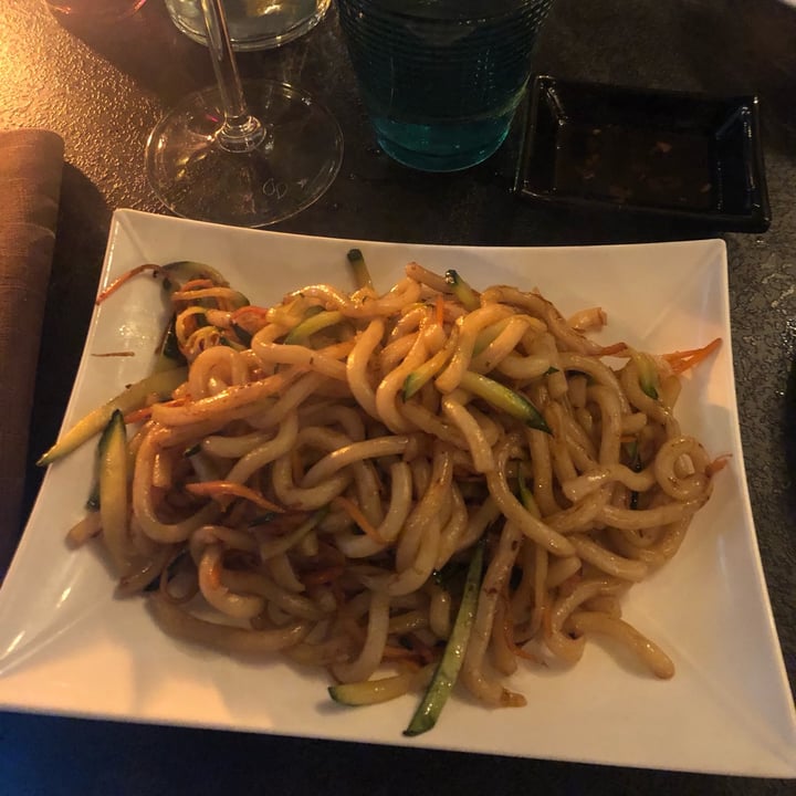 photo of Hong Kong Udon Con Verdure shared by @paolamargherita on  15 Nov 2021 - review