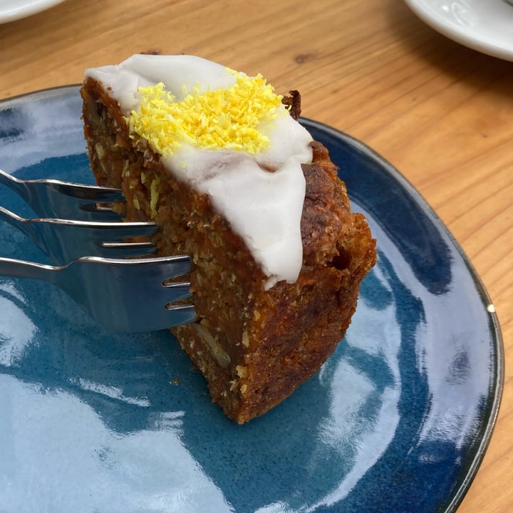 photo of HAPPENPAPPEN Carrotcake shared by @pollyberlin on  28 May 2022 - review