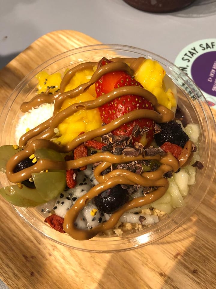 photo of Project Açaí Original Flower Bowl shared by @meltingpotatoes on  23 Apr 2022 - review